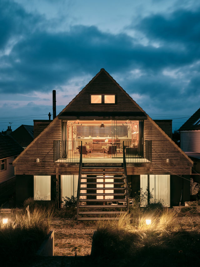 Stunning Aframe beach house in Kent w/sea views! Stay 3nts (sleeps 6 & petfriendly)